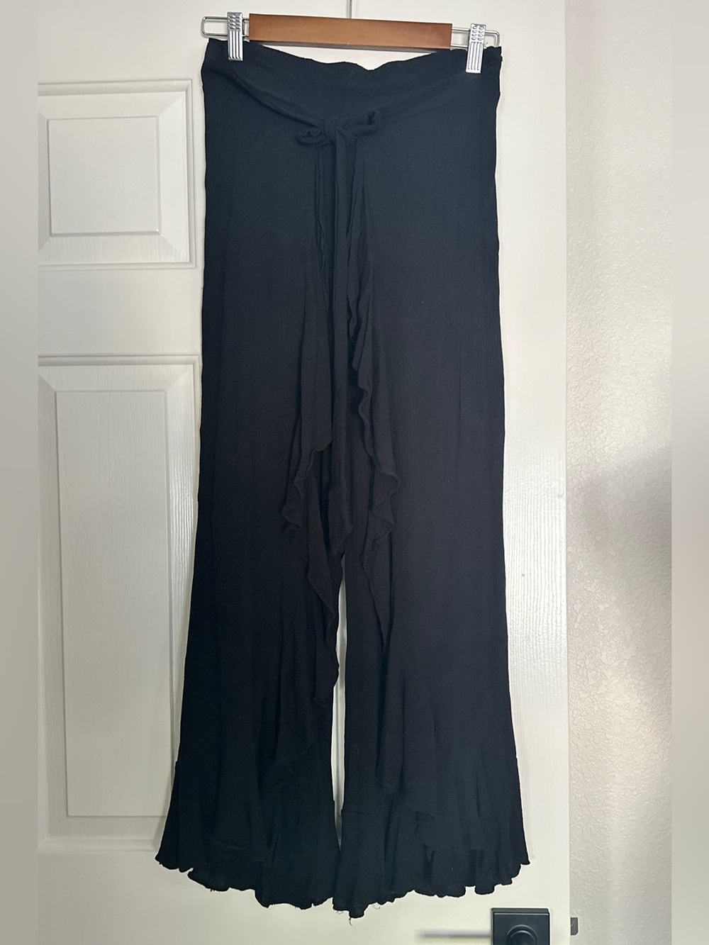 Straight wide-Leg Black Ruffle Front Tie Pants small